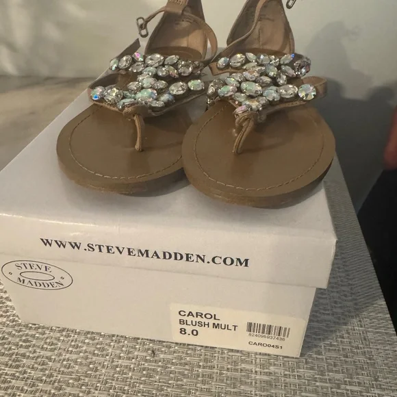 Shoes - Picture 1 of 3